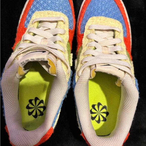 practically brand new NIKE multi-colored “hemp” air force one SNEAKERS size 4Y - Picture 10 of 10